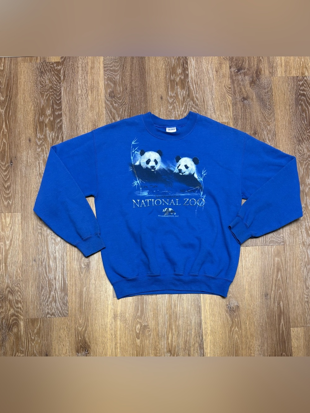 National Zoo Washington DC Gildan Royal Blue Panda Graphic Crewneck Sweatshirt